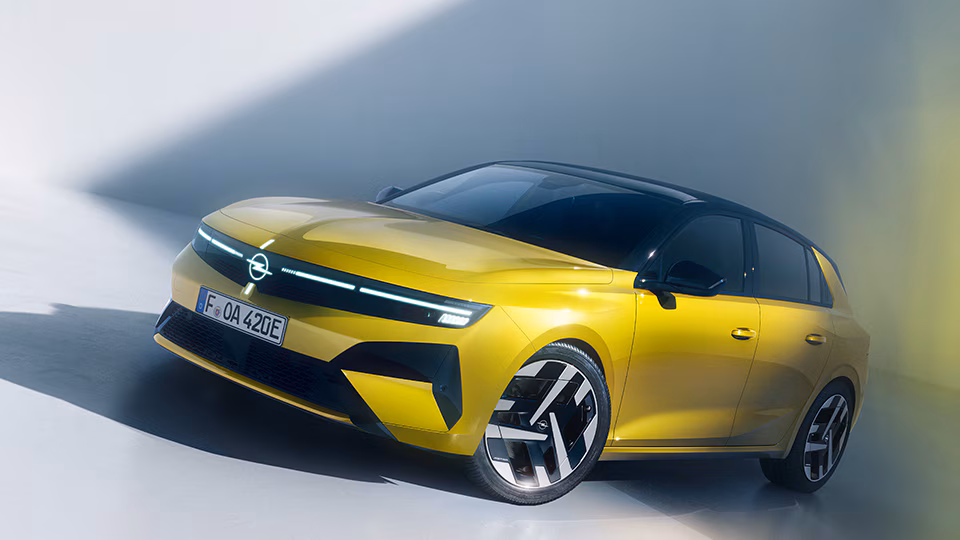 Opel Astra bei Opel München